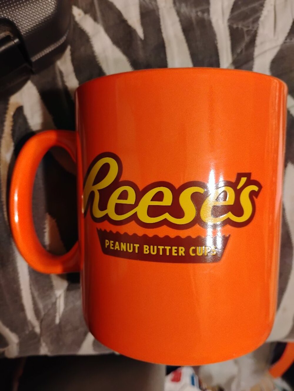 Reese's Peanut Butter Cup LARGE coffee mug